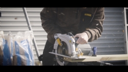 Screwfix Dewalt Jumper